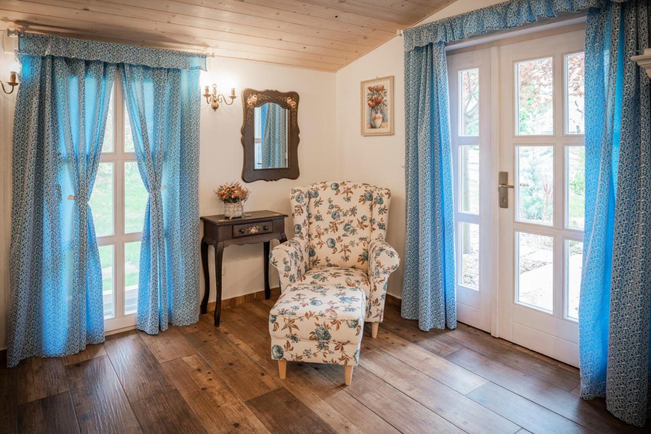 Penzion Primase Dolni Vestonice Dış mekan fotoğraf