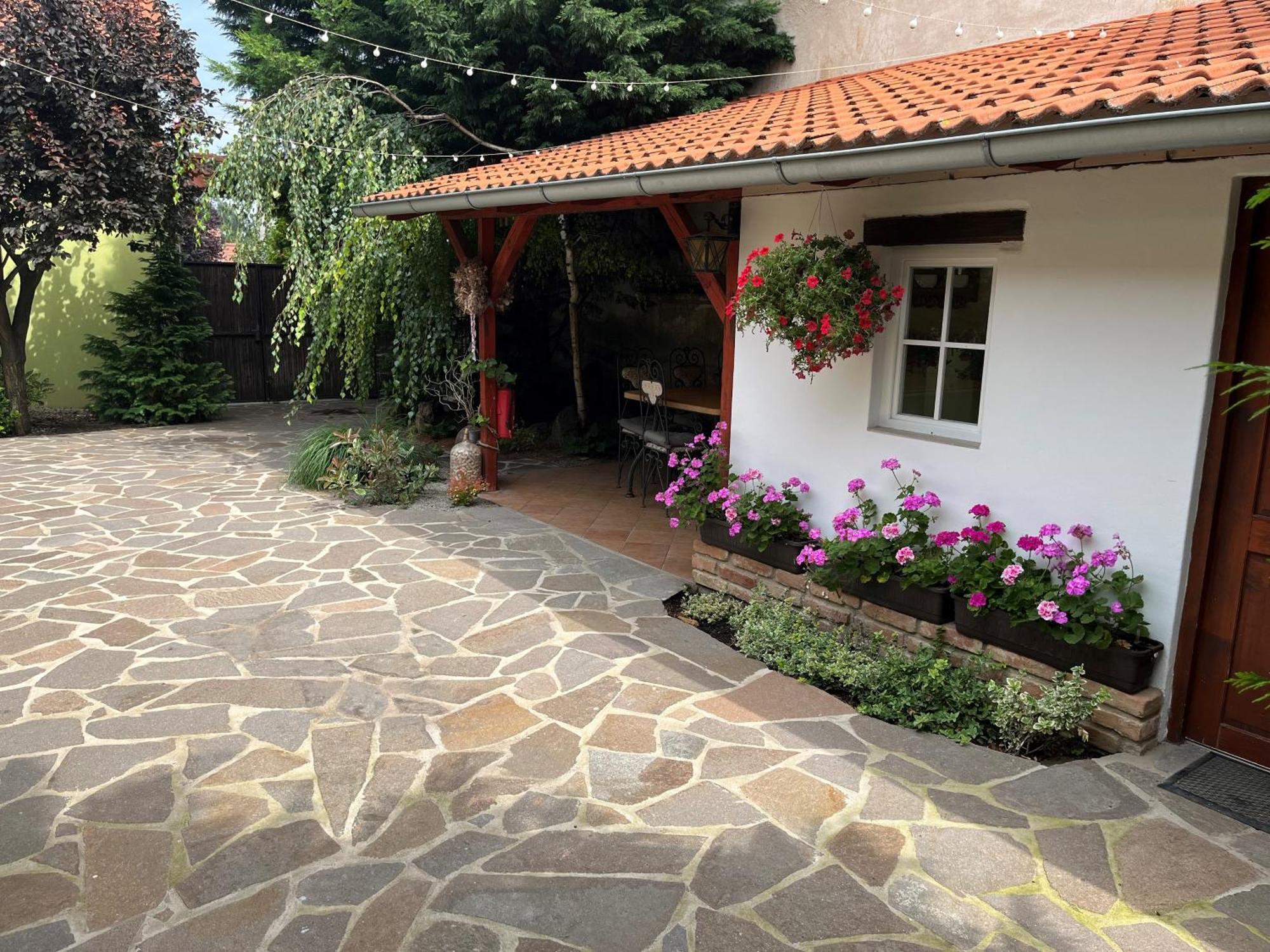 Penzion Primase Dolni Vestonice Dış mekan fotoğraf